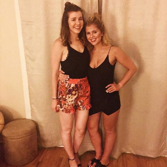 Meet your Posher, Analise - Picture 1 of 1